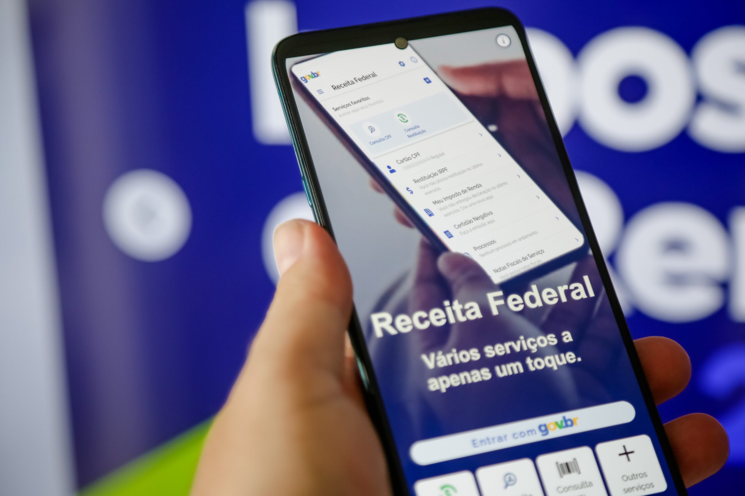 imposto-de-renda-2024:-receita-abre-nesta-quarta-a-consulta-ao-3o-lote-de-restituicoes;-veja-como-fazer