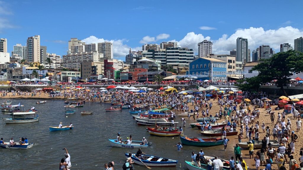 dia-15-agora-e-feriado-nacional:-veja-as-possibilidades-de-folga-em-novembro