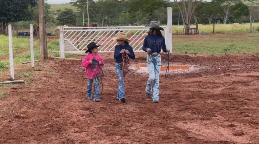 tres-irmas-sonham-com-o-sucesso-nas-provas-de-3-tambores