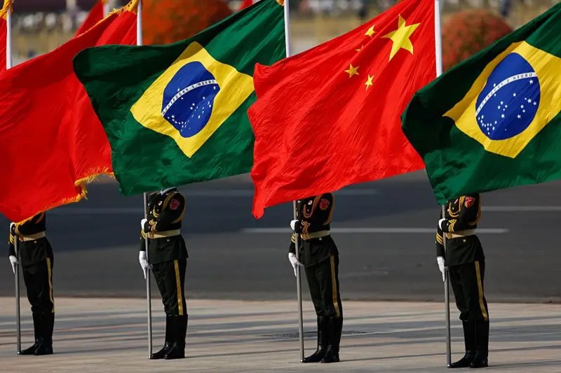 ‘efeito-china’:-aproximacao-com-o-gigante-asiatico-pode-enfraquecer-a-industria-no-brasil?