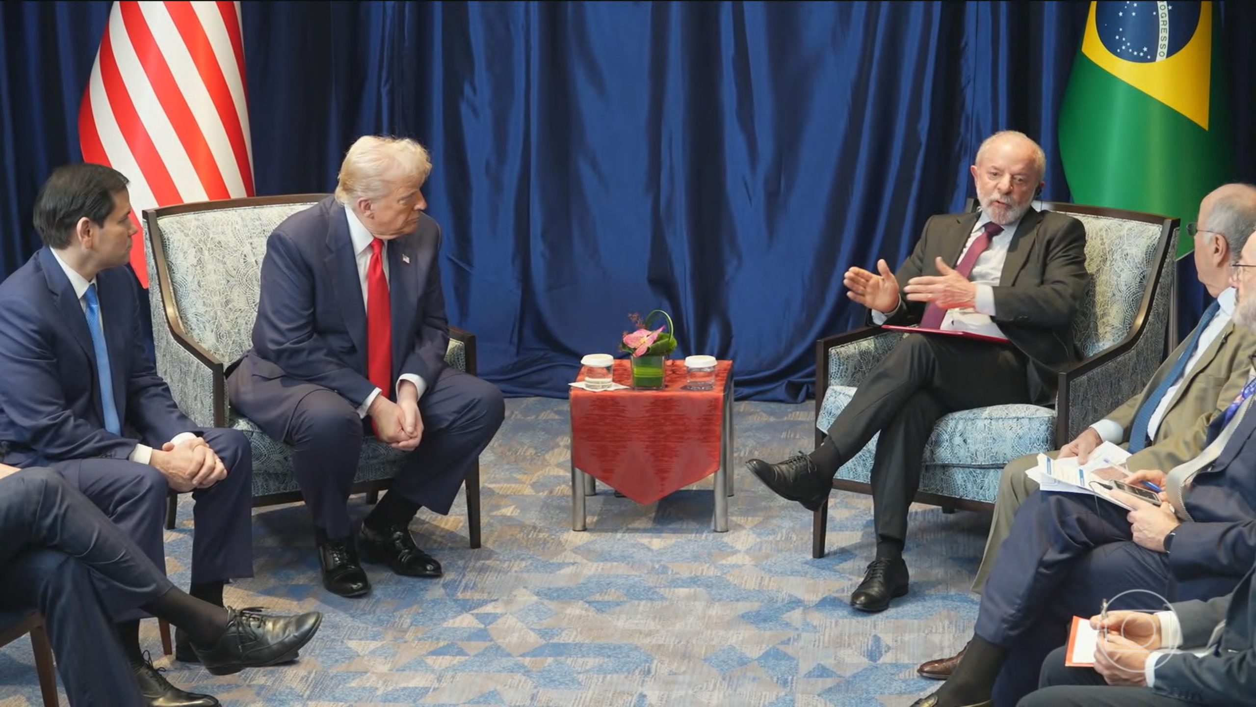 tarifaco:-delegacoes-de-brasil-e-estados-unidos-fazem-primeira-reuniao-na-malasia-apos-encontro-de-trump-e-lula