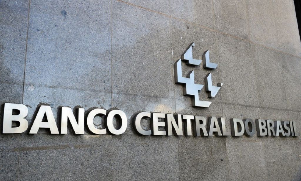 caso-master-brb:-saiba-como-checar-no-banco-central-se-ha-dividas-indevidas-em-seu-nome