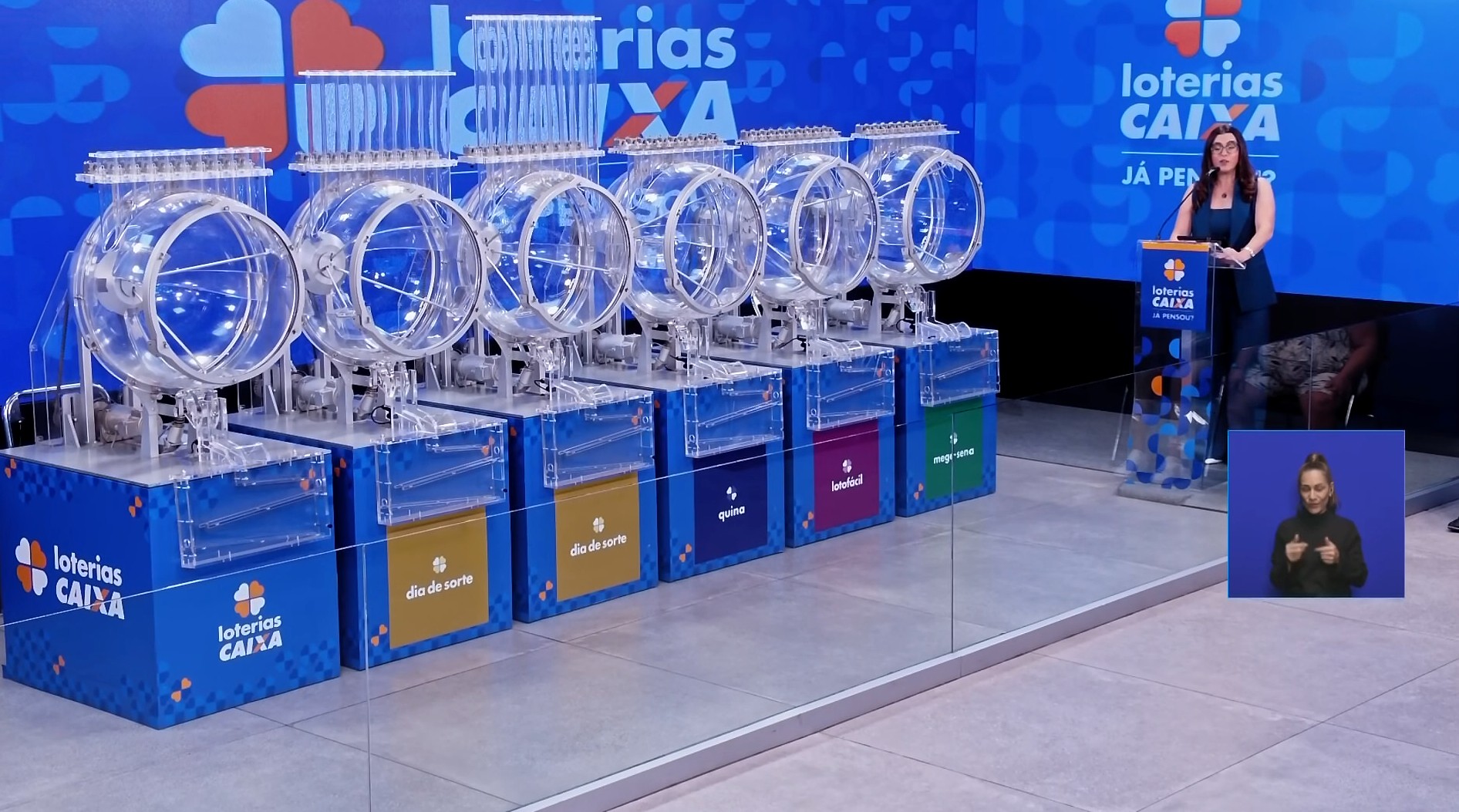 mega-sena-30-anos:-veja-como-jogar-no-concurso-especial-com-premio-de-r$-300-milhoes