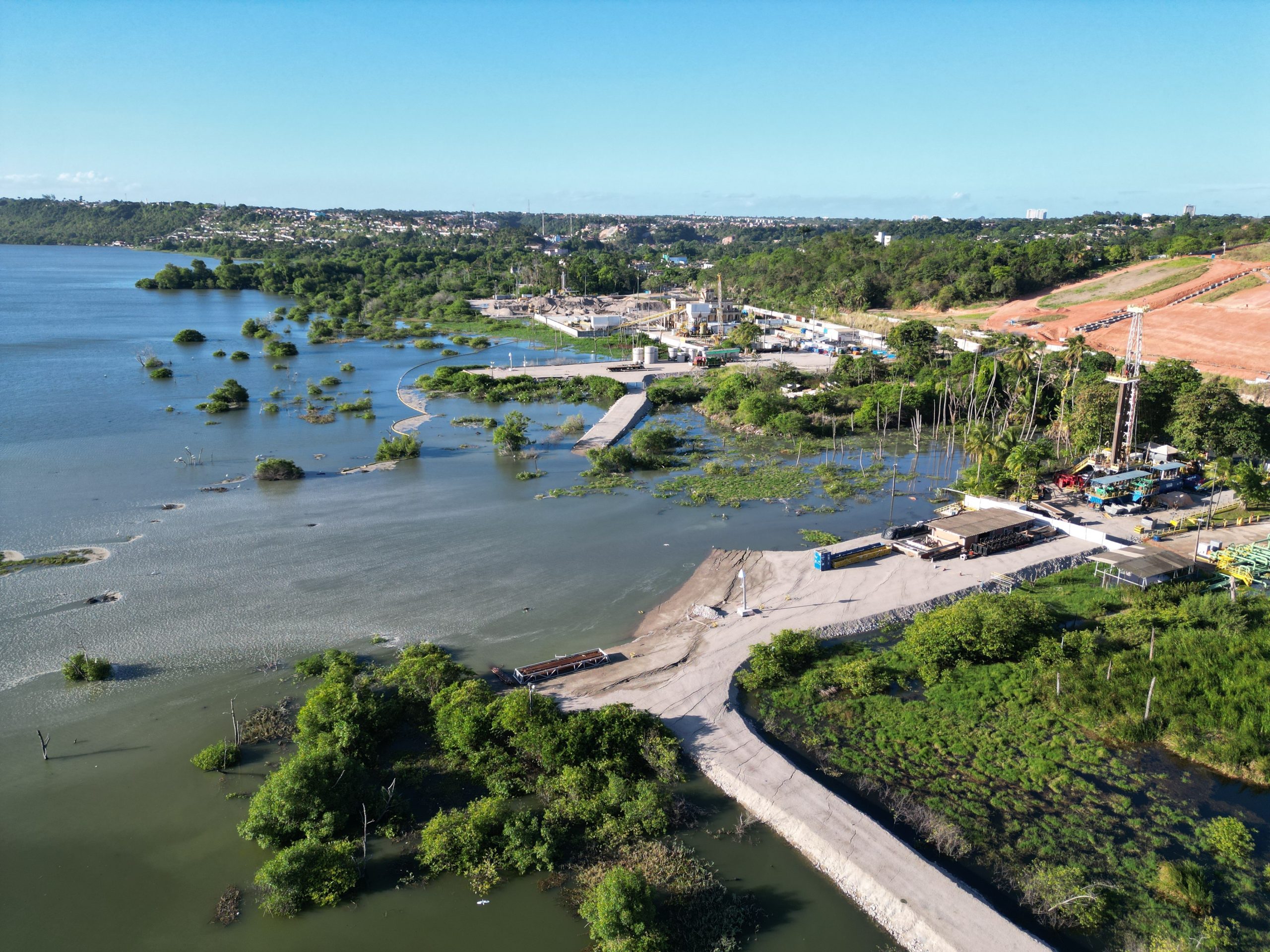 acoes-da-braskem-despencam-em-meio-a-impasse-com-credores-e-novos-riscos-judiciais-em-alagoas